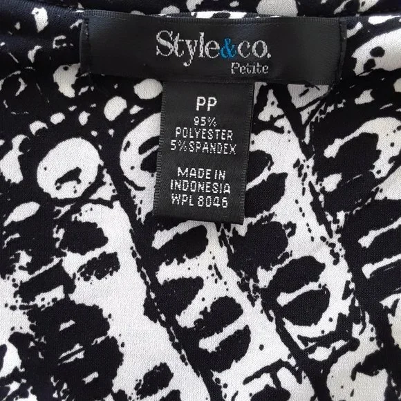 Style & Co Black & White Ruched Sleeve Stretch Top - Picture 11 of 13